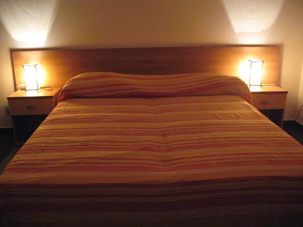 Il Giardino Di Ausonia Bed and Breakfast Reggio di Calabria Exteriör bild